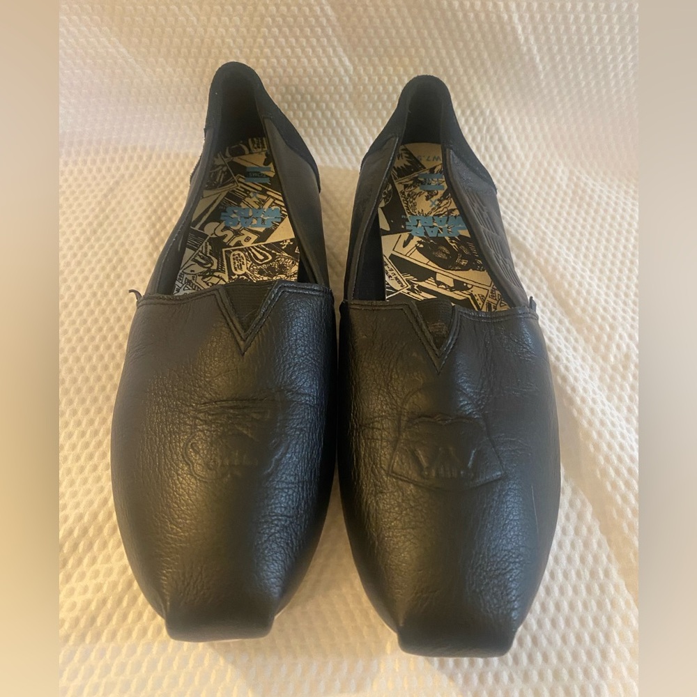 TOMS X Star Wars. Black Leather Darth Vader Emboss Size 7.5